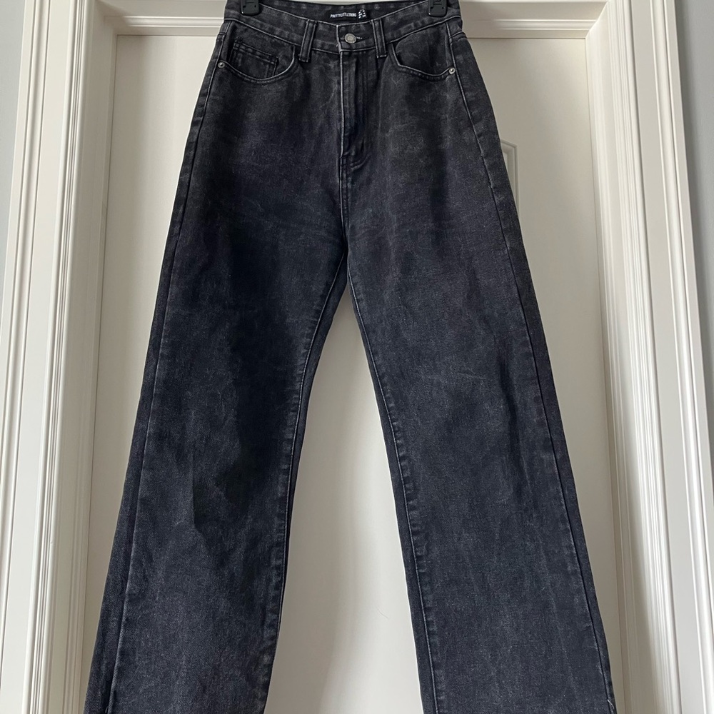 PrettyLittleThing Women's Black Straight Leg Jeans